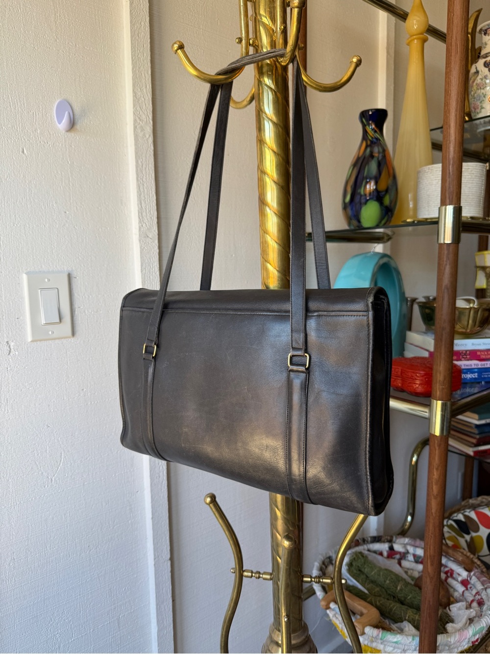VTG NYC Coach Envelope Portfolio | Black | No. 5190 | Stunning Perfection - Picture 5 of 15